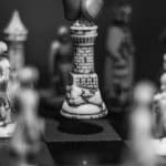 Piece Collaboration: Modern Play in Chess
